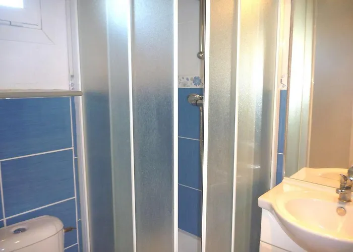 Maison Renovee Proche Plage, Quartier Calme, Parking Prive, Animaux Acceptes - Fr-1-387-108 Apartment *