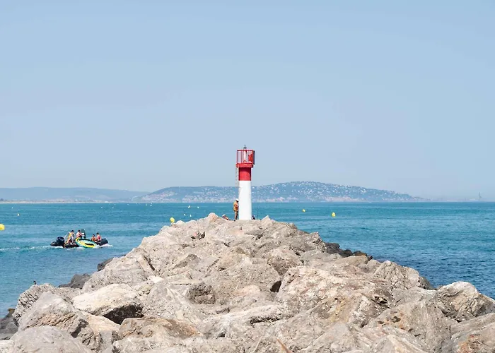 Maison Renovee Proche Plage, Quartier Calme, Parking Prive, Animaux Acceptes - Fr-1-387-108 *